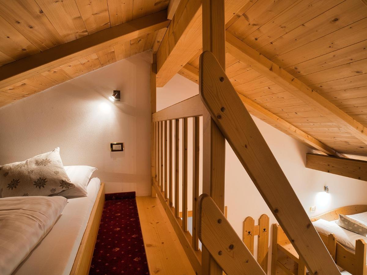 Hotel Monte44 Selva di Val Gardena Zewnętrze zdjęcie